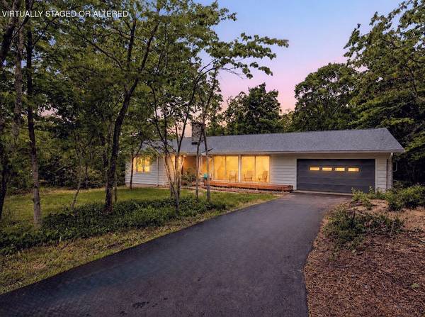 104 Pinehurst Lane, Signal Mountain, TN 37377