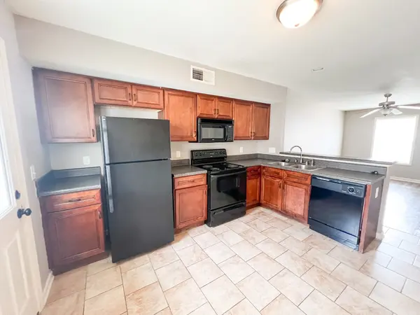 1213 Ash Ridge Dr #D, Clarksville, TN 37042