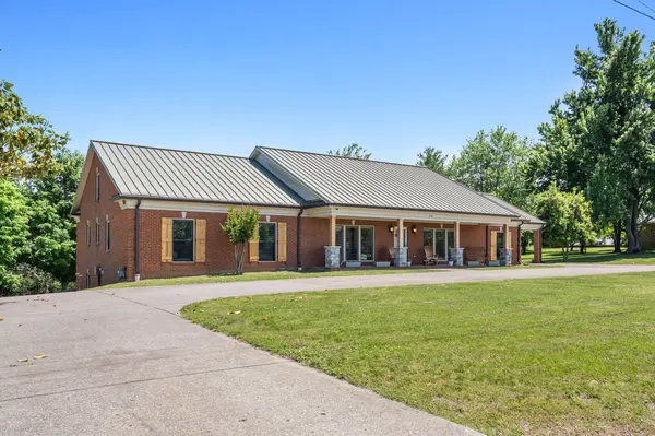 402 Fairway Trl, Springfield, TN 37172