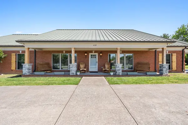 402 Fairway Trl, Springfield, TN 37172