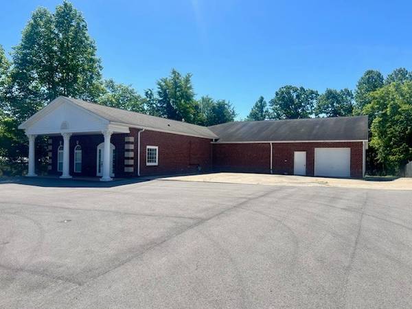 1108 Highway 70 #E, Dickson, TN 37055