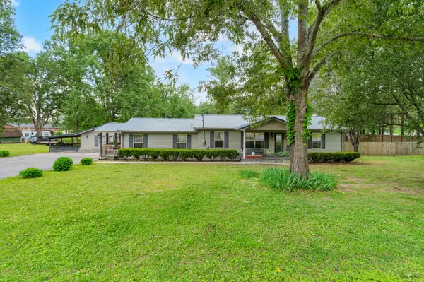 165 Tanglewood Trl,  Estill Springs,  TN 37330