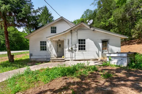 2176 Jennings Creek Hwy, Whitleyville, TN 38588