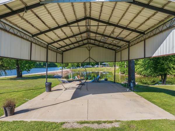 0 Jakes Point, Decaturville, TN 38329