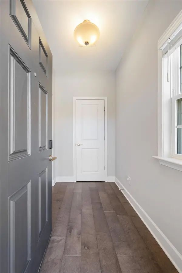 2326 Stonecenter Ln, Murfreesboro, TN 37128