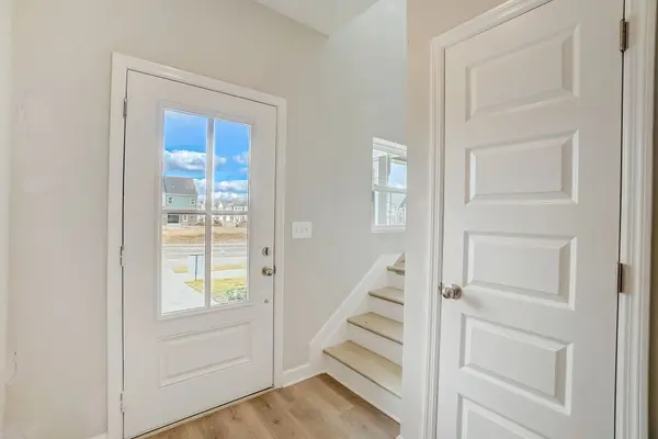 165 Rothwood PVT Drive, Hendersonville, TN 37075