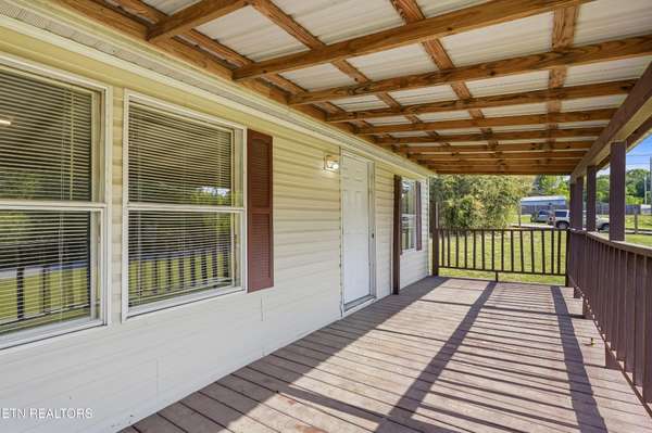 152 Woodlawn Drive, Jamestown, TN 38556