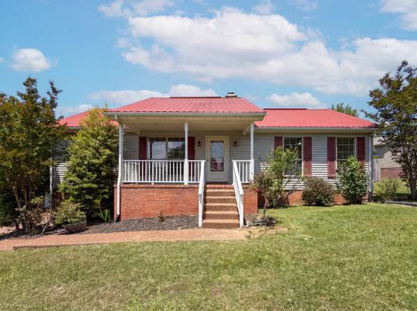 1037 Shadowbrook Dr, Greenbrier, TN 37073