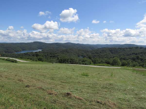 48 Swan Ridge Rd #E, Hilham, TN 38568