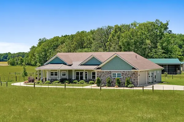 1004 Dry Creek Rd, Smithville, TN 37166