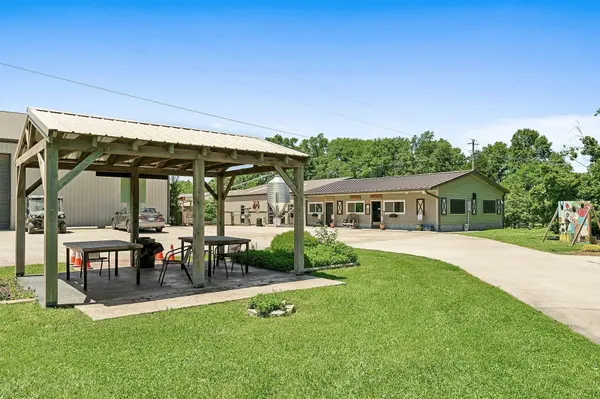 285 Harmony Ln, Smithville, TN 37166
