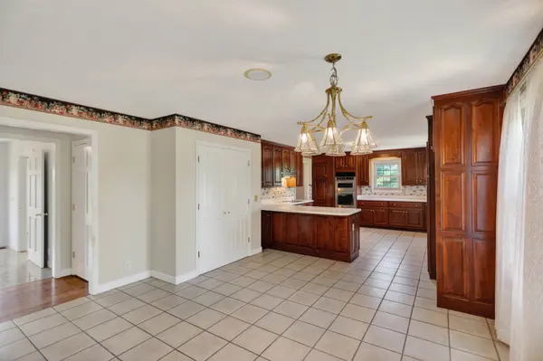 1174 Highway 25, Gallatin, TN 37066