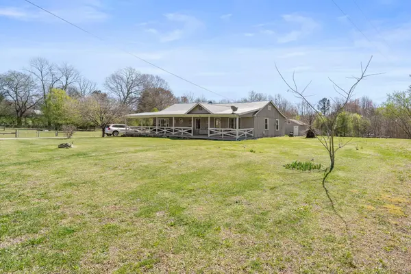 28 Old Eastbrook Road, Estill Springs, TN 37330