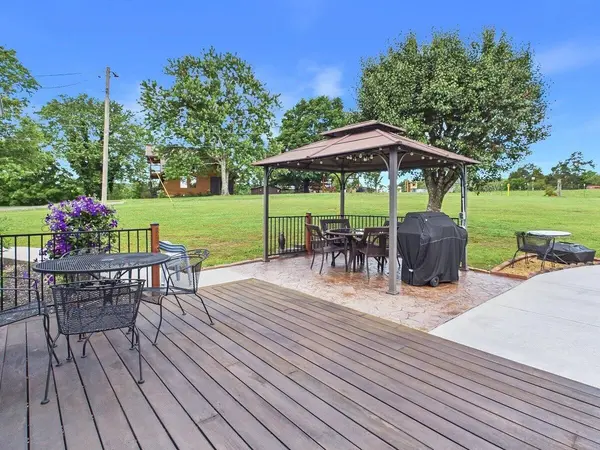128 County Road 101, Riceville, TN 37370