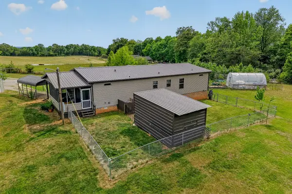 160 Apple Blossom ln, Rock Island, TN 38581
