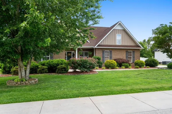 87 Garrison Dr, Mcminnville, TN 37110