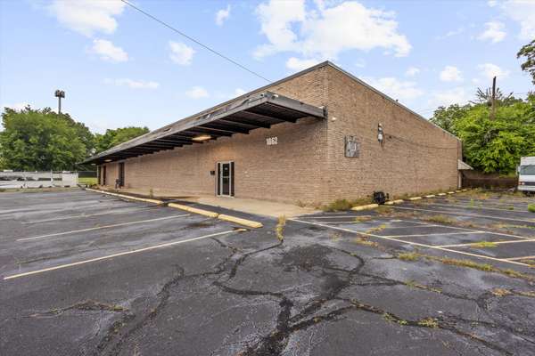 1862 Latham St, Memphis, TN 38106