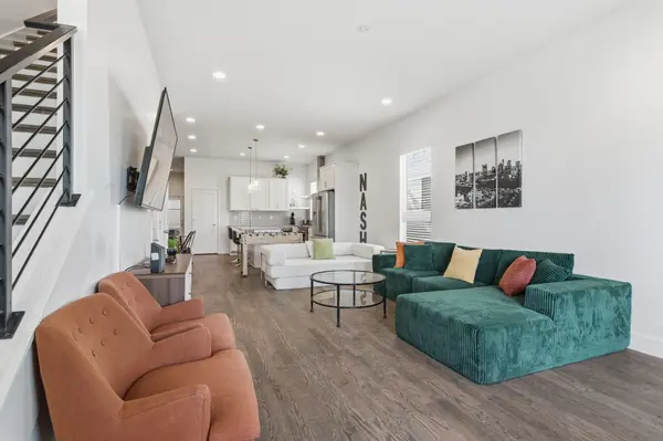 113B Elmhurst Ave, Nashville, TN 37207