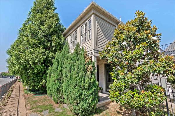 688 S MAIN ST, Memphis, TN 38103