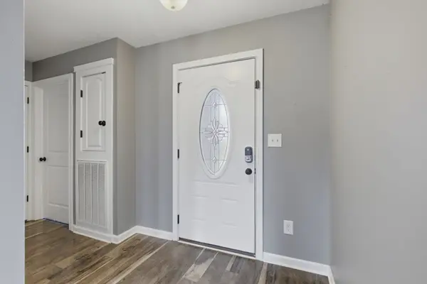 520 Falkland Cir, Clarksville, TN 37042