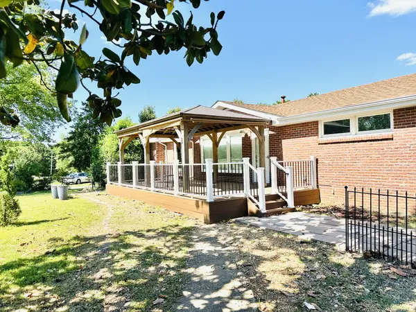 1255 Hillwood Dr, Clarksville, TN 37040