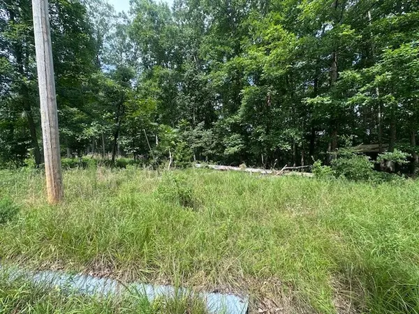 64 Blackwood Dr, Nunnelly, TN 37137
