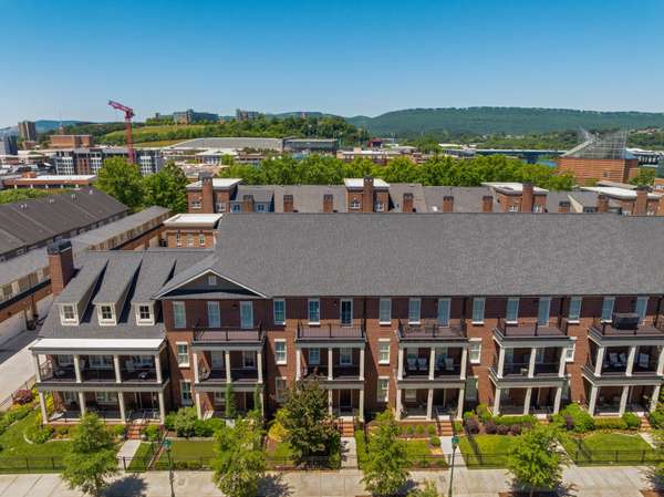 247 Walnut Street, Chattanooga, TN 37403