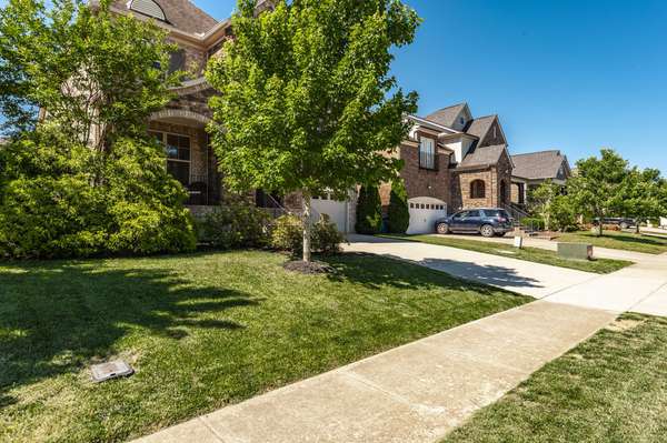 414 Fall Creek Cir, Goodlettsville, TN 37072