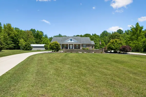 800 Grove Rd, Morrison, TN 37357