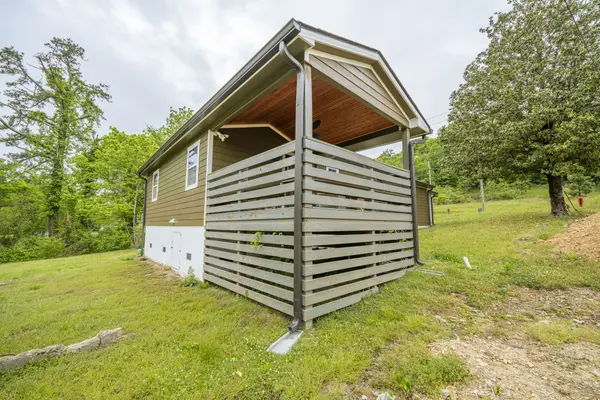 411 Highway 64 #W, Waynesboro, TN 38485