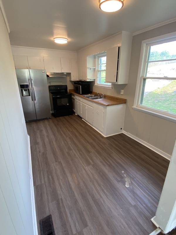2229 Maplecrest Dr, Nashville, TN 37214