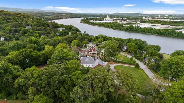 1636 Hillcrest Road, Chattanooga, TN 37405
