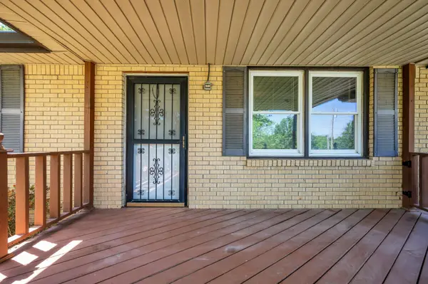 125 Lynn Ln, Charlotte, TN 37036