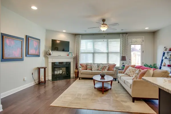 2005 Bungalow Dr, Thompsons Station, TN 37179