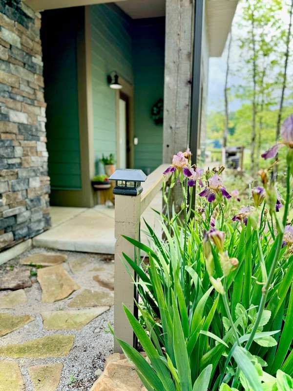 85 Hemlock Cv, Tracy City, TN 37387