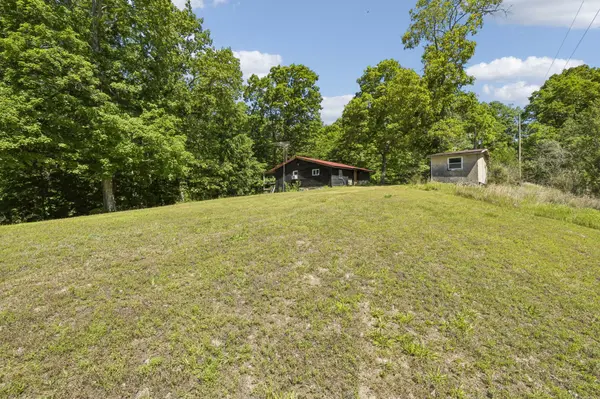 710 Shine Ln, Cadiz, KY 42211