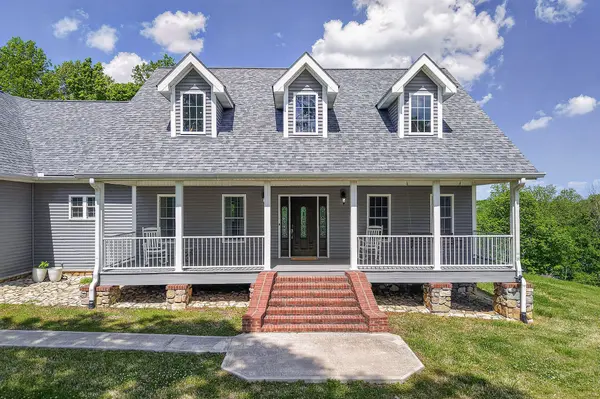 487 Cedar Hill Rd, Celina, TN 38551
