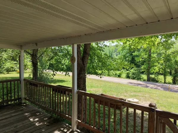 1720 Bear Creek Rd, Collinwood, TN 38450