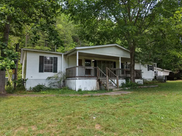 1720 Bear Creek Rd, Collinwood, TN 38450