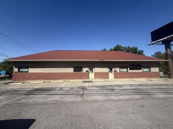 1301 Fort Campbell Blvd, Clarksville, TN 37042