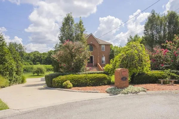 604 Songwriter Cir, Nashville, TN 37220