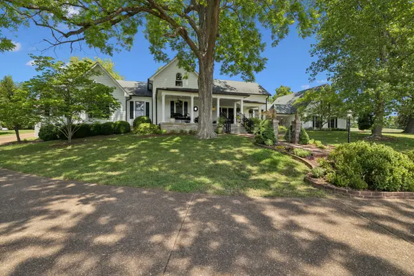 4929 Snow Creek Rd, Santa Fe, TN 38482