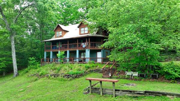 200 Peachtree Lane, Tellico Plains, TN 37385