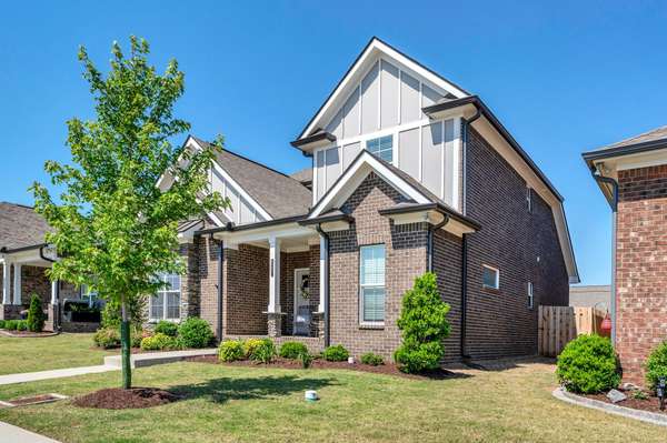 6221 Crawford Drive, Hermitage, TN 37076