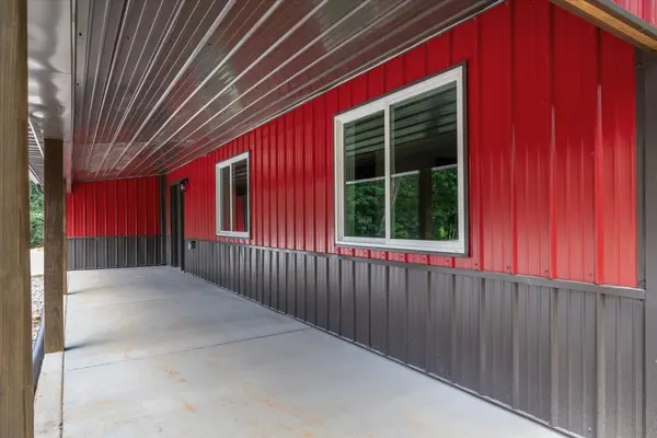 2796 Highway 100, Centerville, TN 37033
