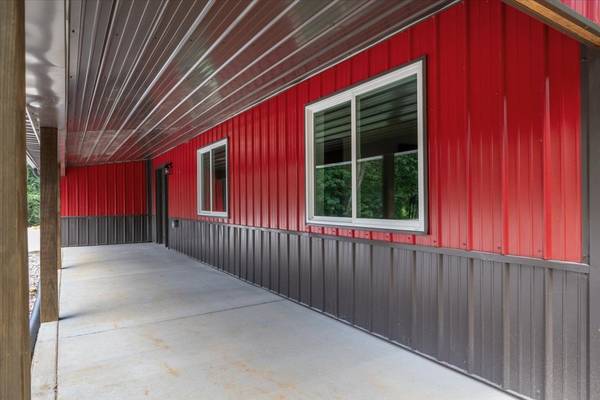 2796 Highway 100, Centerville, TN 37033