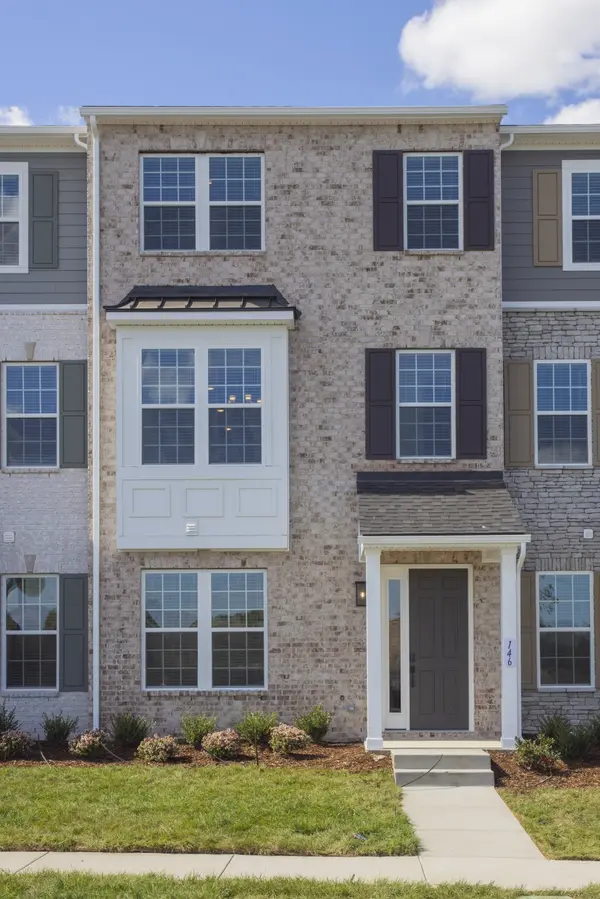 148 Barton Village Boulevard, Lebanon, TN 37090