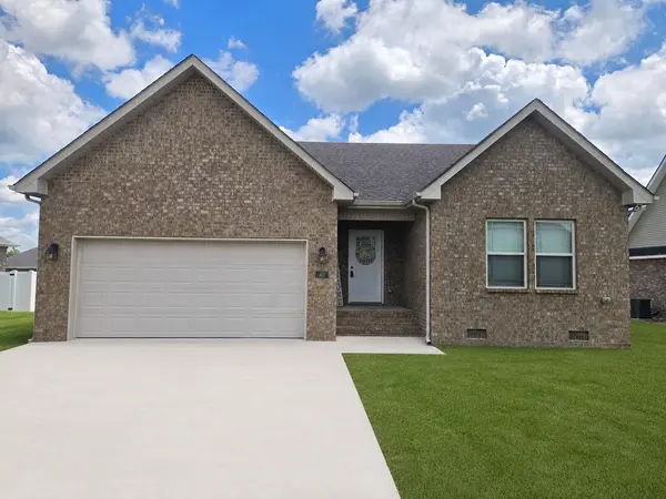 40 Daffodil Dr, Tullahoma, TN 37388