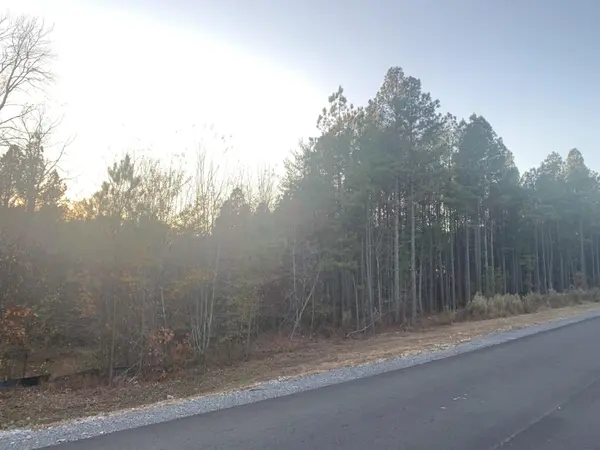 940 Crockett Point, Jasper, TN 37347