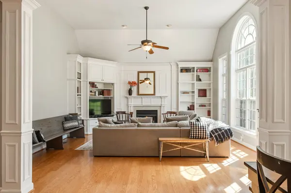 9015 Grey Pointe Ct, Brentwood, TN 37027